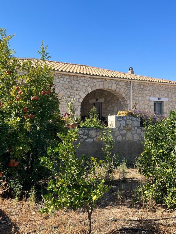 Katerina'S Rest Stone Ηouse Vila Charakas Exterior foto