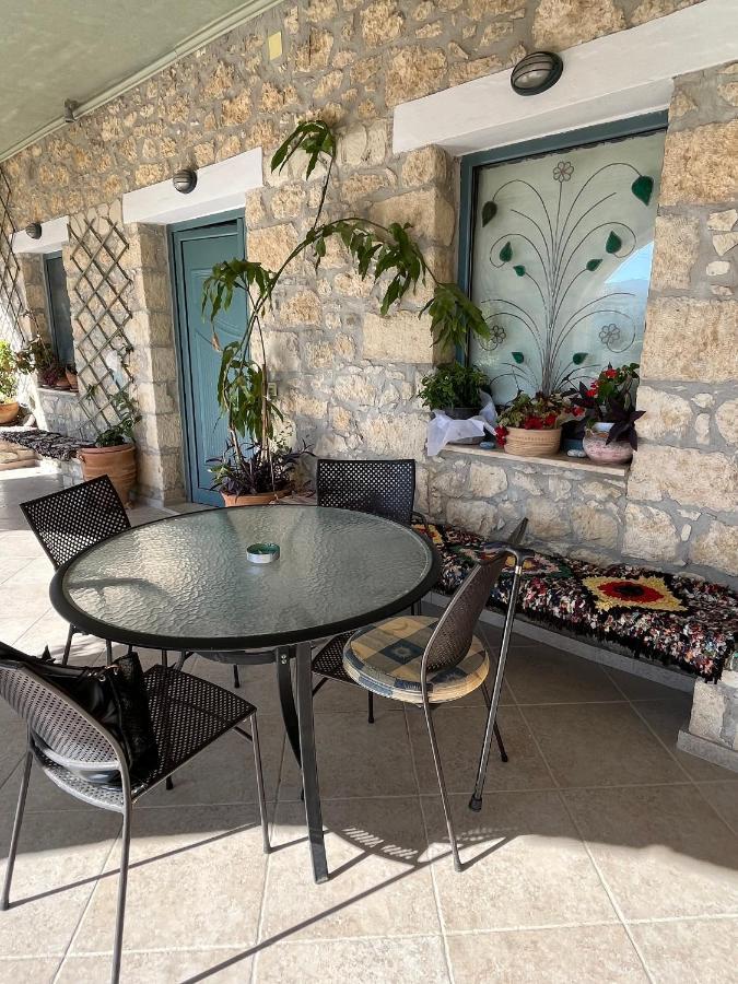 Katerina'S Rest Stone Ηouse Vila Charakas Exterior foto
