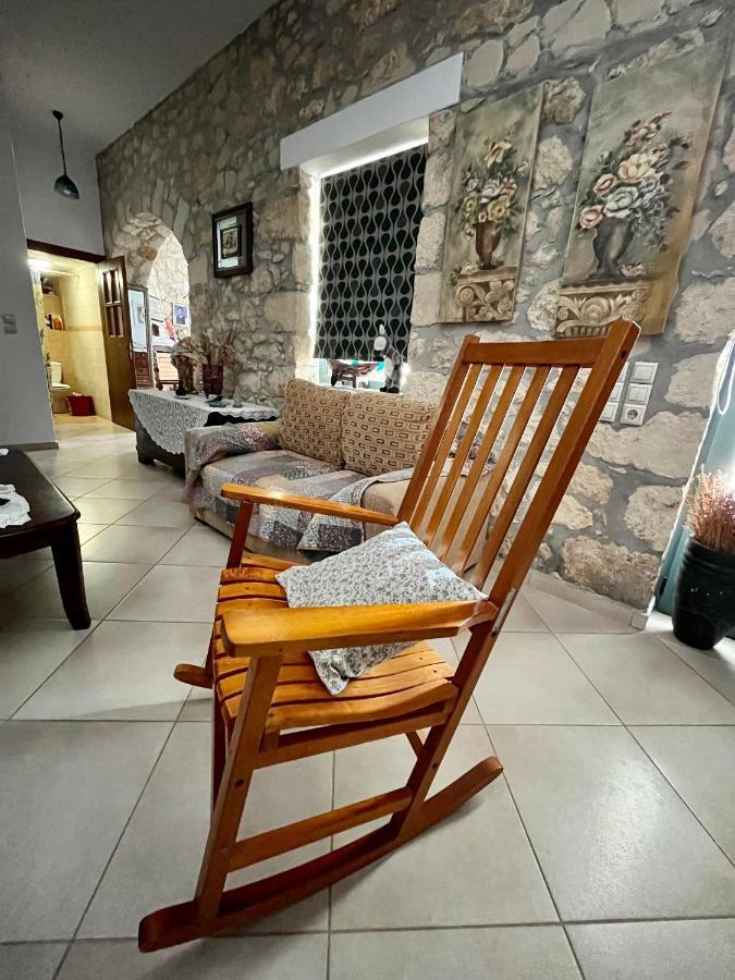 Katerina'S Rest Stone Ηouse Vila Charakas Exterior foto