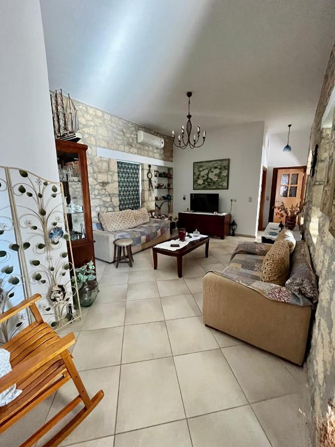 Katerina'S Rest Stone Ηouse Vila Charakas Exterior foto
